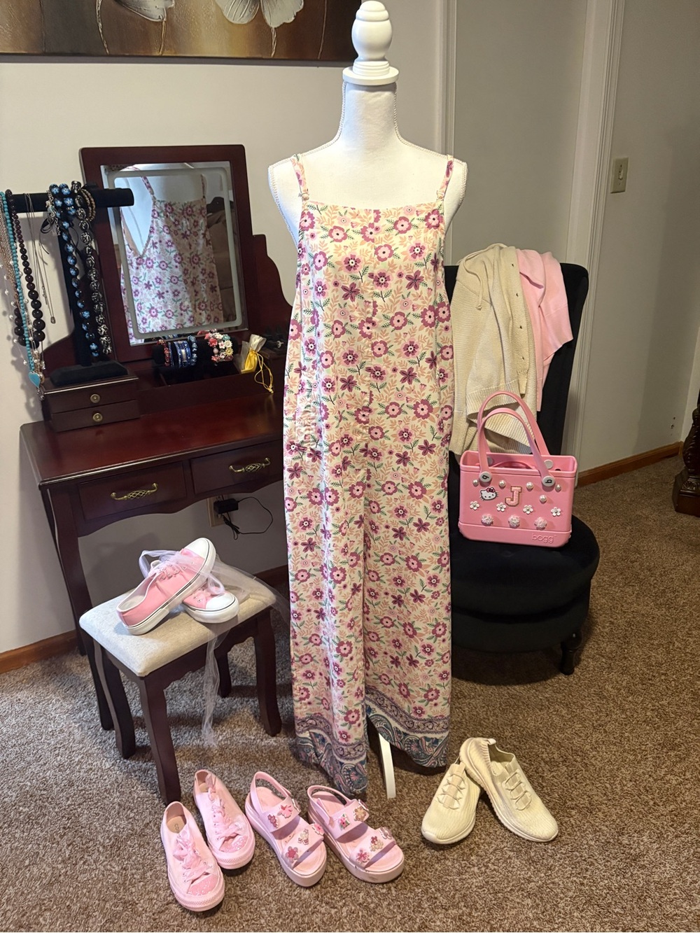 (EUC) Floral Boho Jumpsuit in Apricot & Pink florals w/ pockets. 📦#Ready2Ship